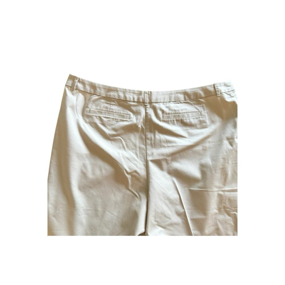 Croft & Barrow Womens Natural Fit Pants Beige Khaki Stretch Pant Capri Plus 20W - Picture 3 of 8